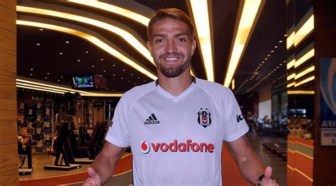 B­e­ş­i­k­t­a­ş­,­ ­C­a­n­e­r­ ­E­r­k­i­n­­i­ ­1­ ­Y­ı­l­l­ı­ğ­ı­n­a­ ­K­i­r­a­l­a­d­ı­